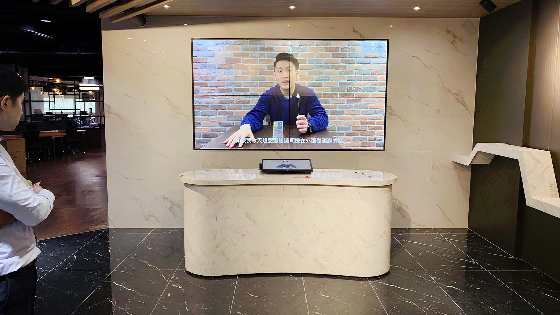 弋揚科技-拼接電視牆 (觸控互動系統)